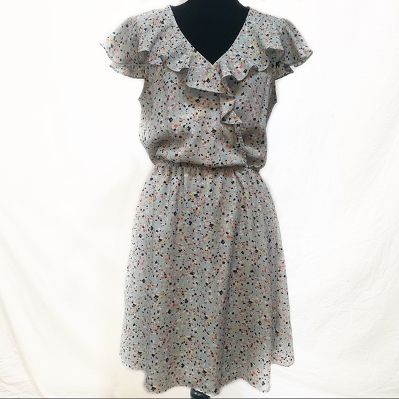 BCBGeneration green grey sleeveless dress - Picture 2 of 8